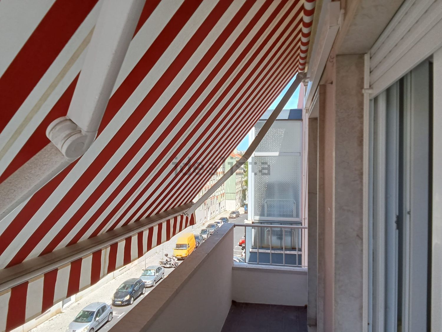 出租公寓 t2在Rua Engenheiro Quartin Graça, 40 - 露台