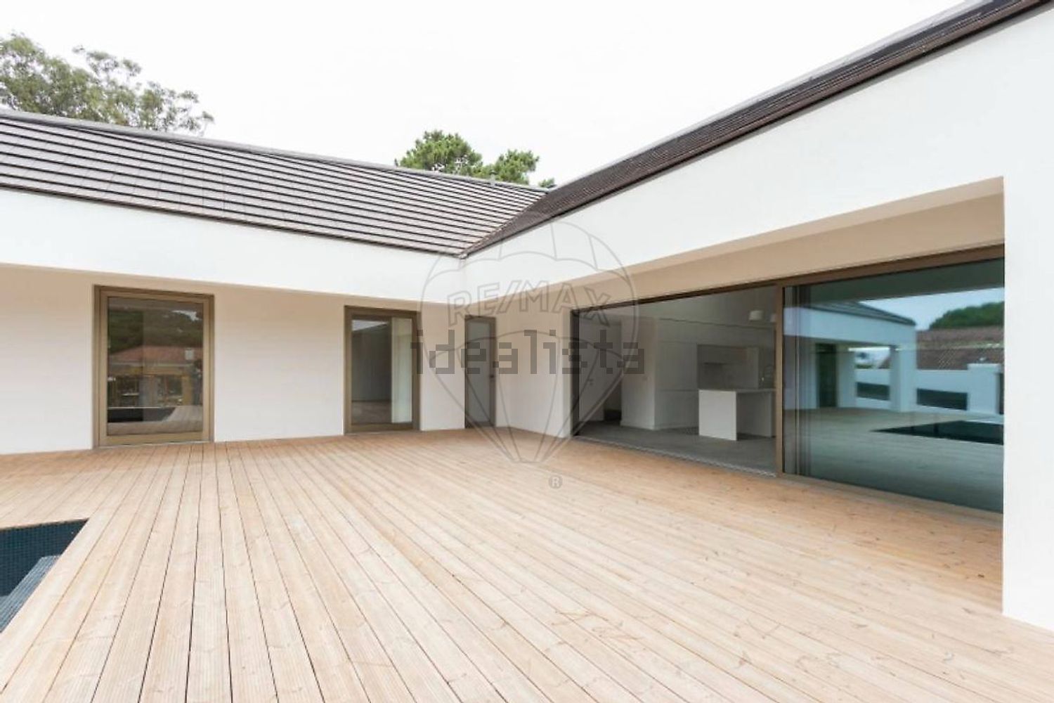 小楼房或独栋别墅出售在Largo da Eira, 6 - 外立面