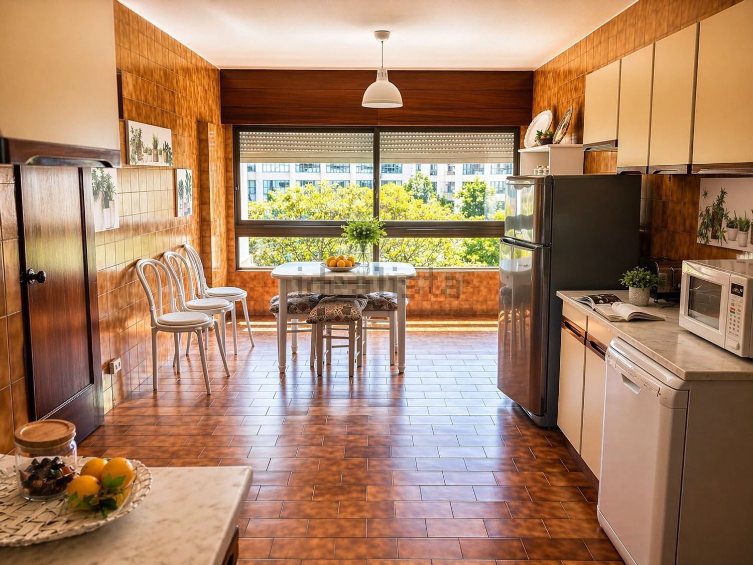 出租公寓 t4在Rua Professor Fernando da Fonseca, 4 - 客厅