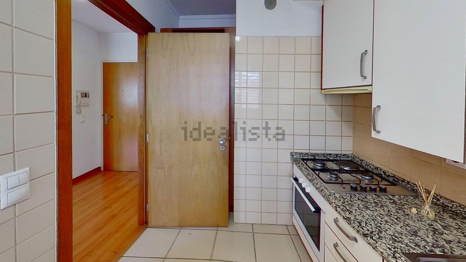 出租公寓 t1在Rua Martin Luther King, 10 - 厨房