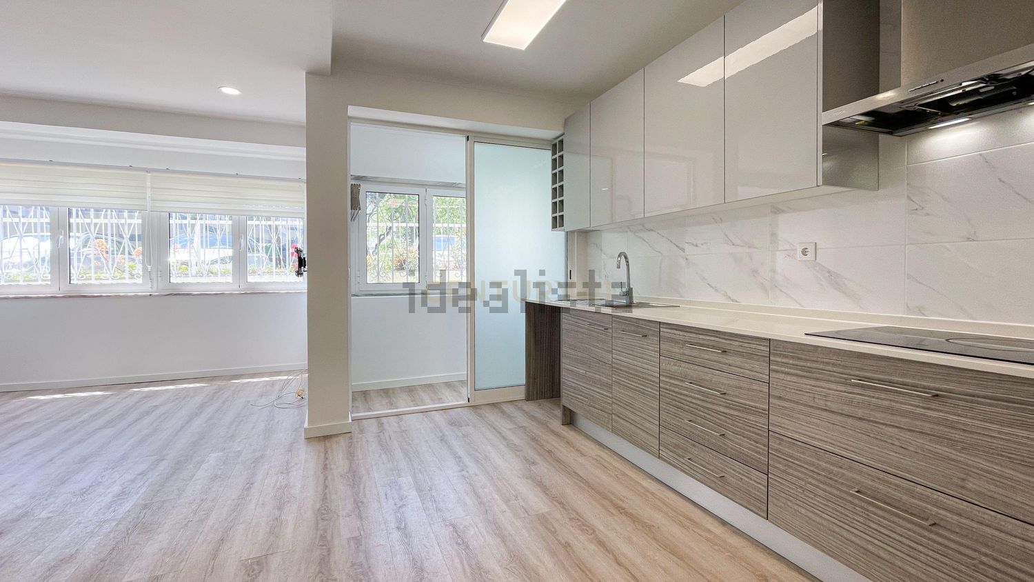 出租t0（单人公寓）在Rua Fernando Pessoa, 58 - 卧室