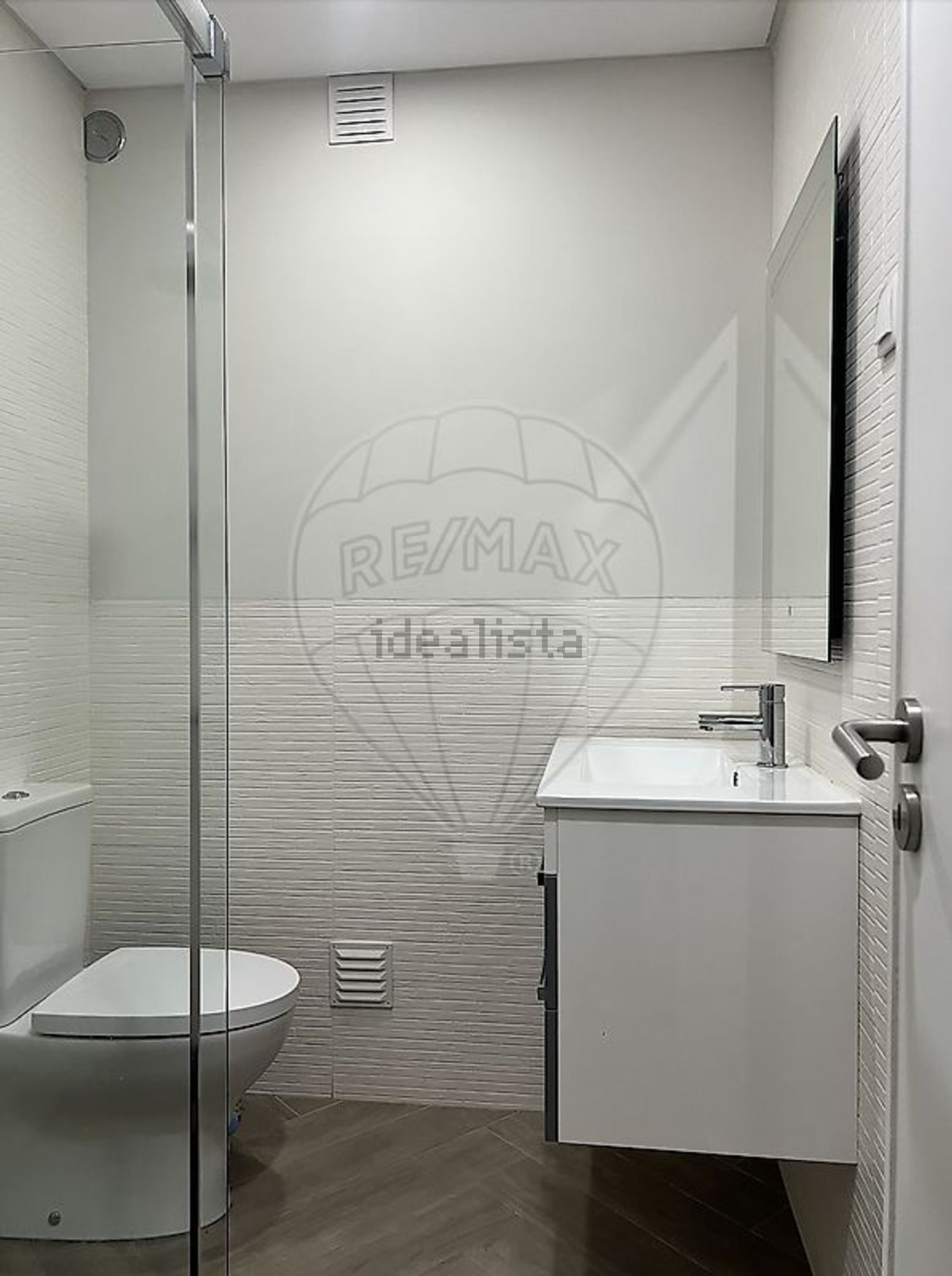 出租公寓 t2在Avenida Rainha Dona Amélia - 卫生间