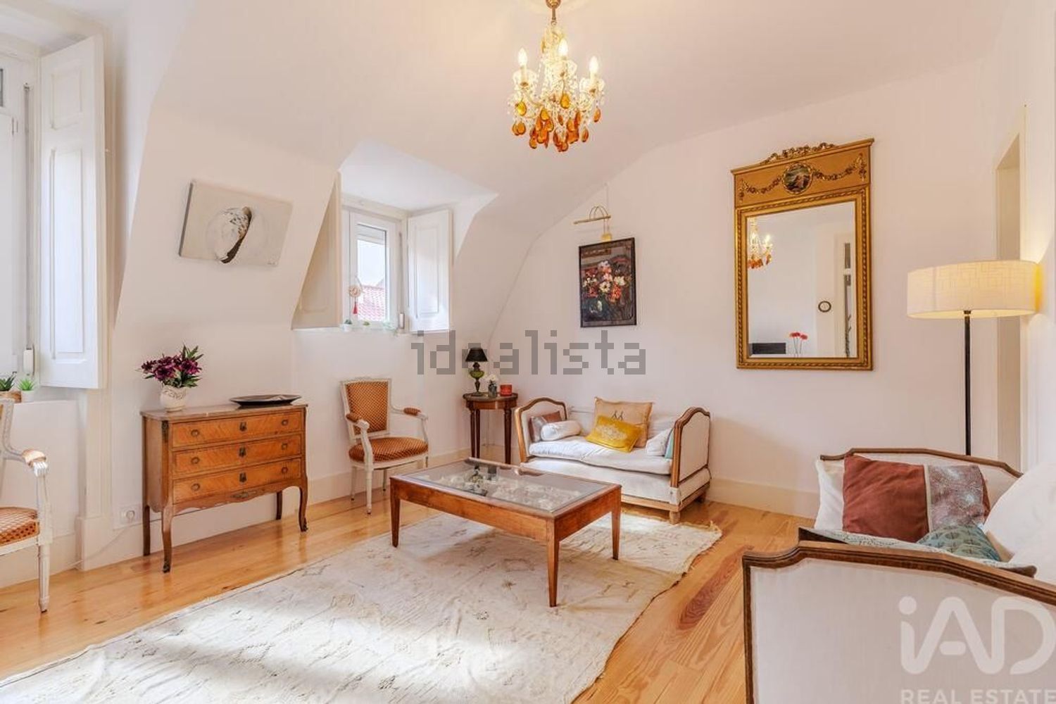 公寓 t2出售在Bairro dos Actores - Barão Sabrosa - 客厅