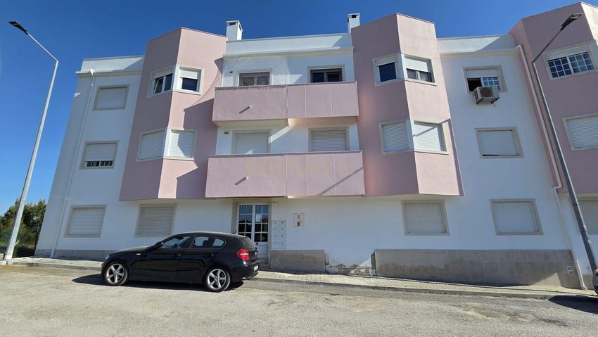 公寓 t2出售在Avenida do Seixal, 4