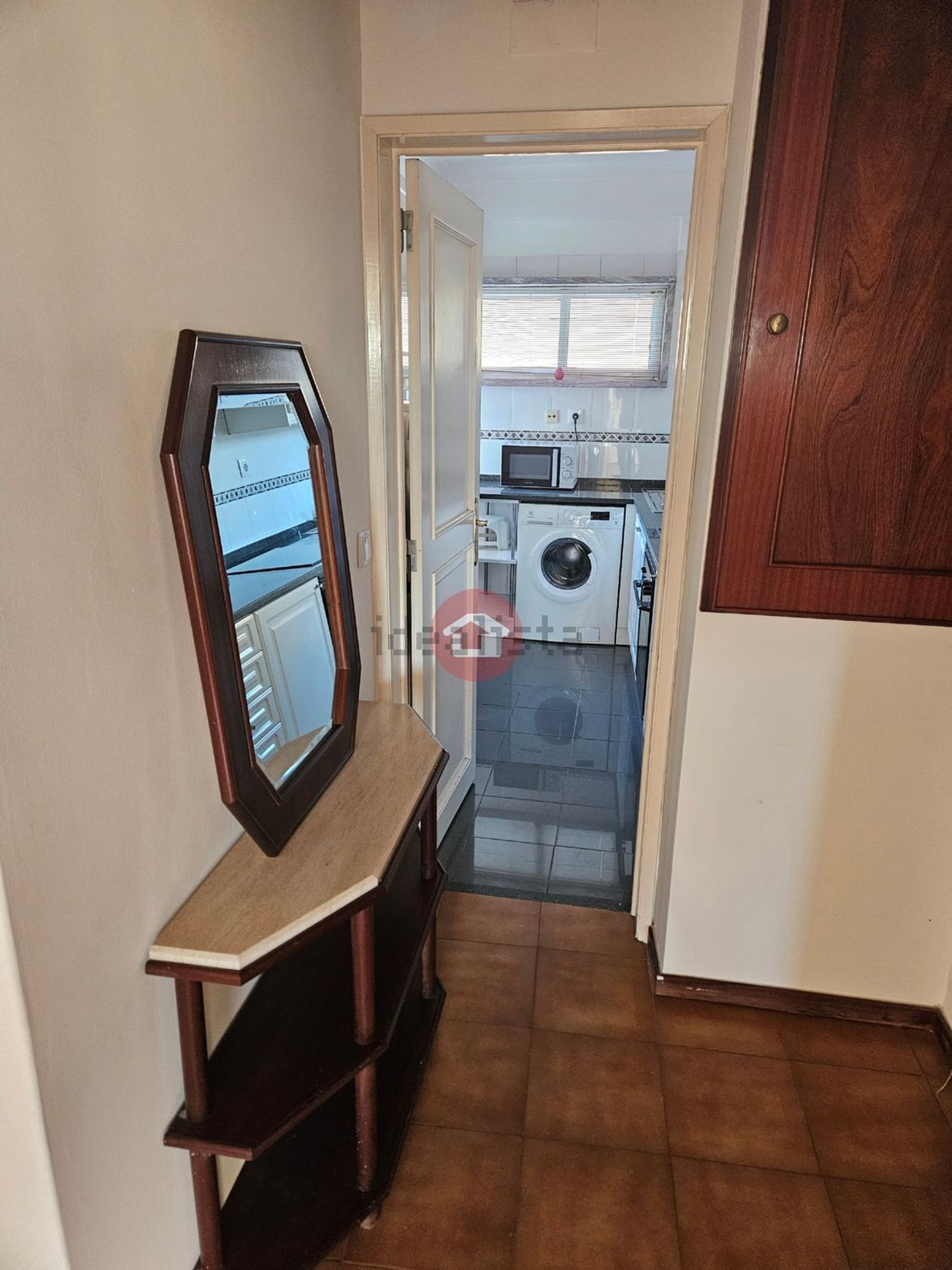 出租公寓 t2在Rua Comércio, 75 - 前厅