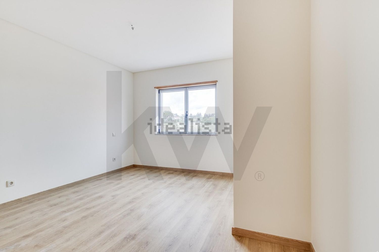 公寓 t3出售在Estrada da Luz, 81 - 居住