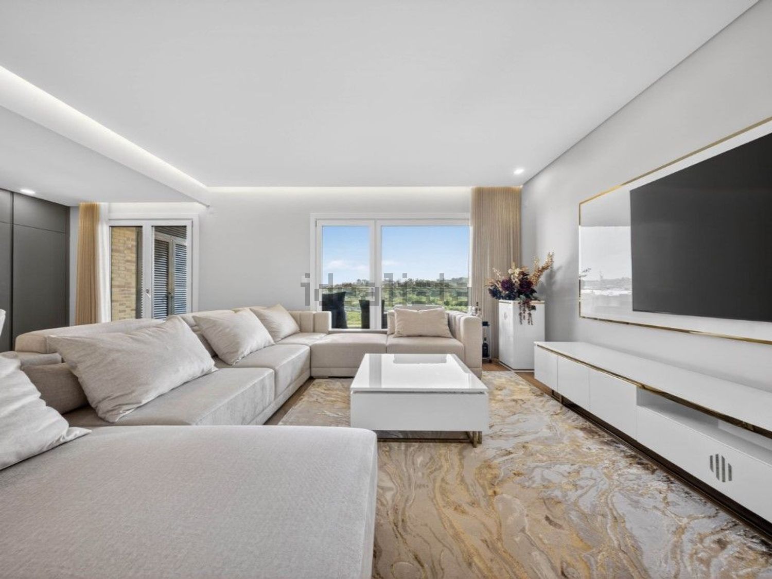 公寓 t4出售在Avenida Descobertas - 客厅