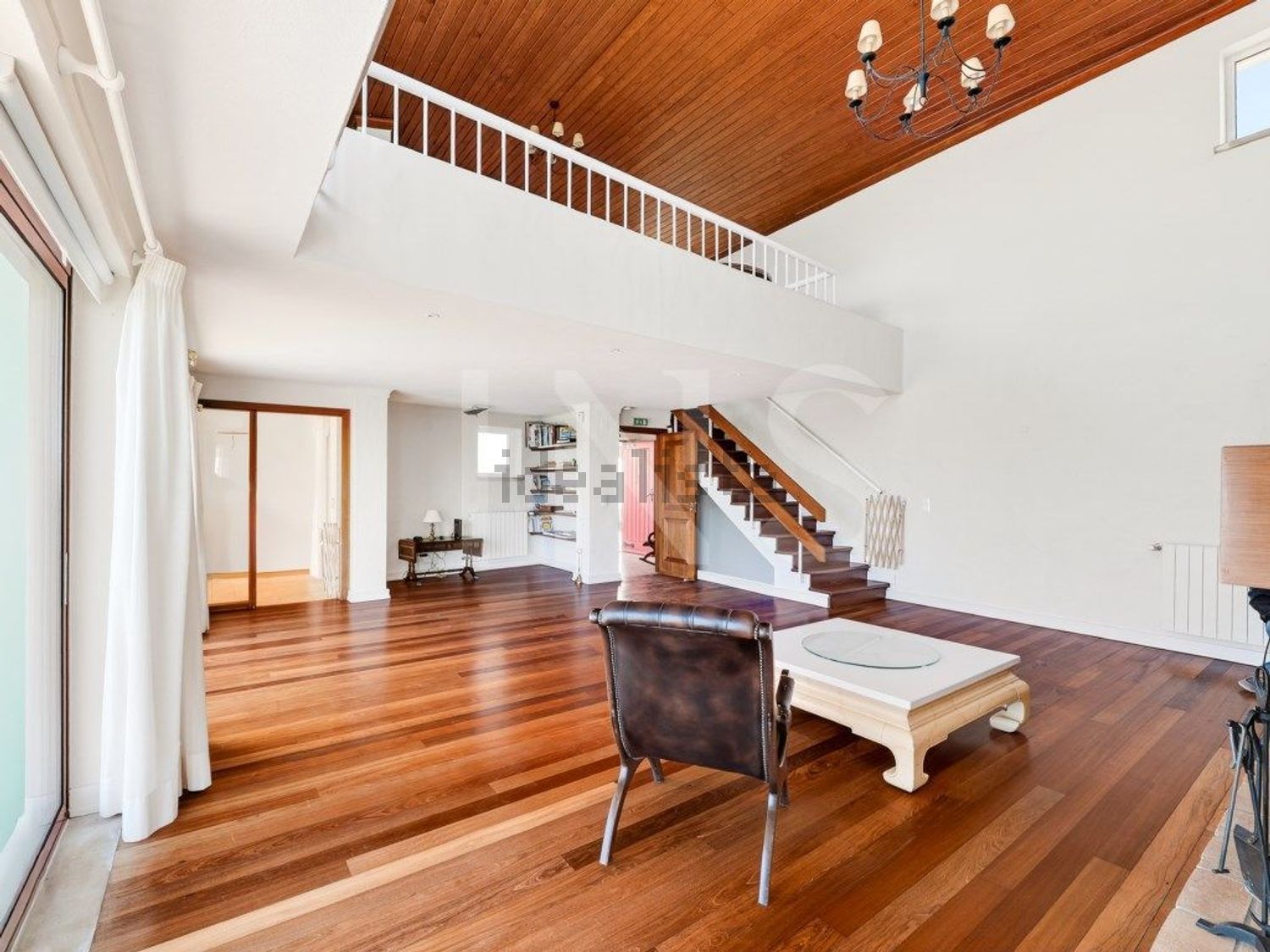 小楼房或独栋别墅出售在Rua do Beco - 照片