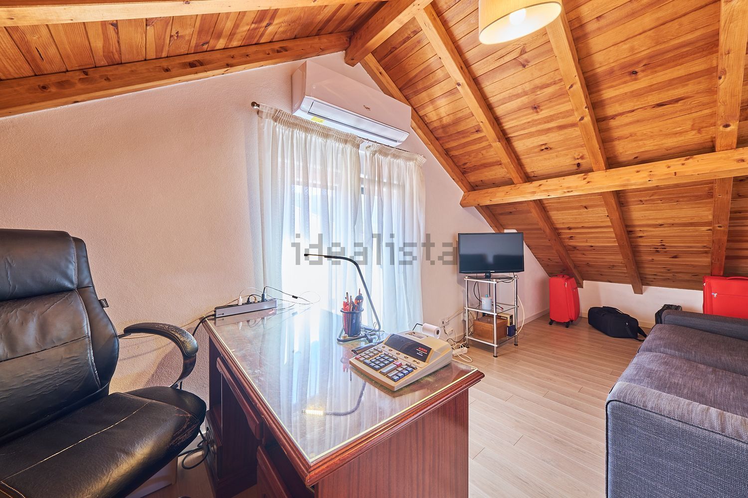 小楼房或独栋别墅出售在Rua da Bica - 卧室