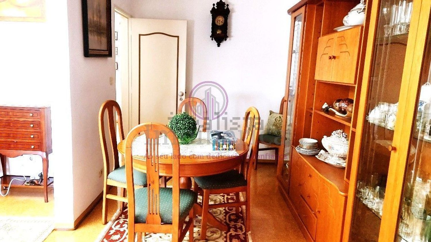 公寓 t2出售在Avenida Infante Dom Henrique - 客厅