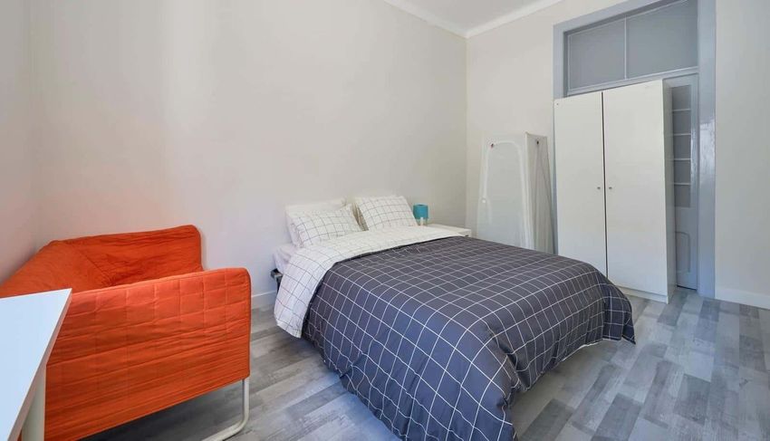 出租房间在Rua Barão de Sabrosa s/n