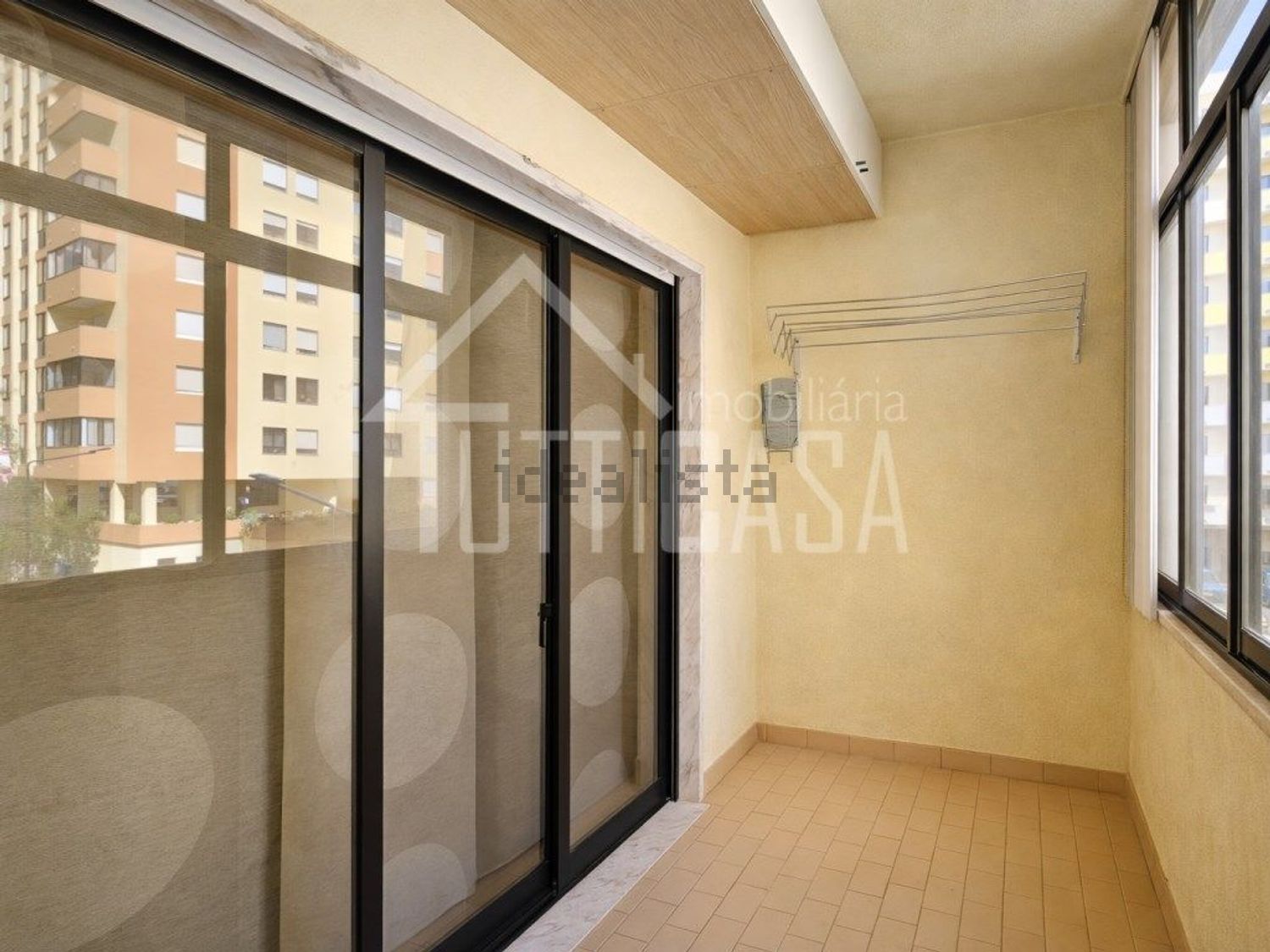 公寓 t2出售在Rua Francisco Pereira Júnior - 露台