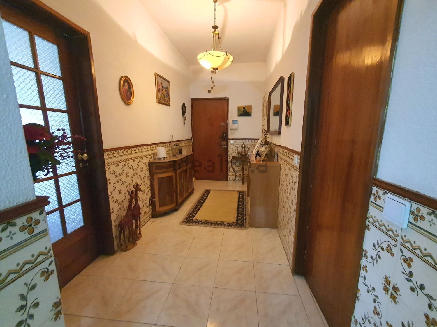 公寓 t4出售在Rua Doutor Mário Sacramento, 17 - 前厅