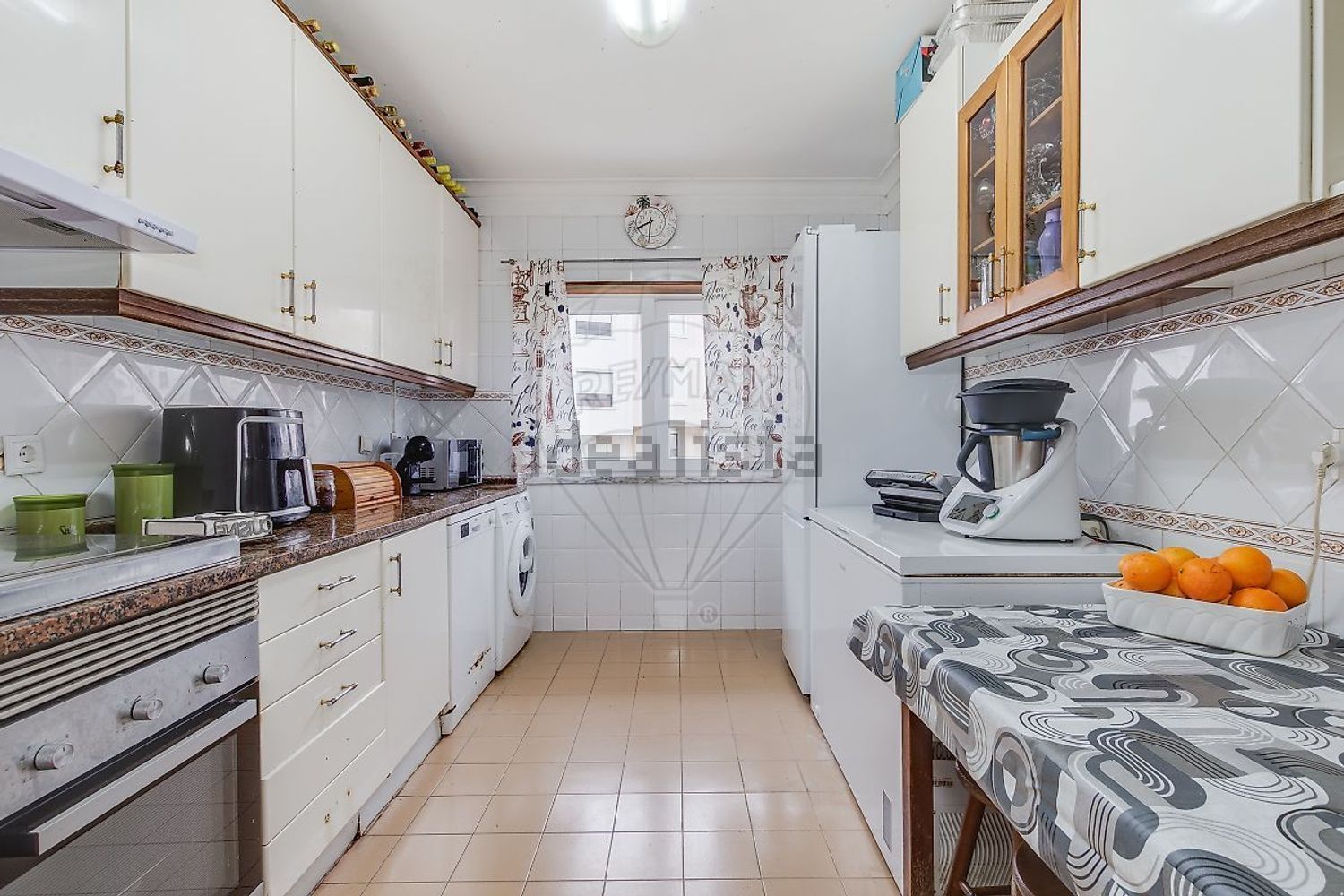 公寓 t2出售在Rua dos Lírios - 厨房