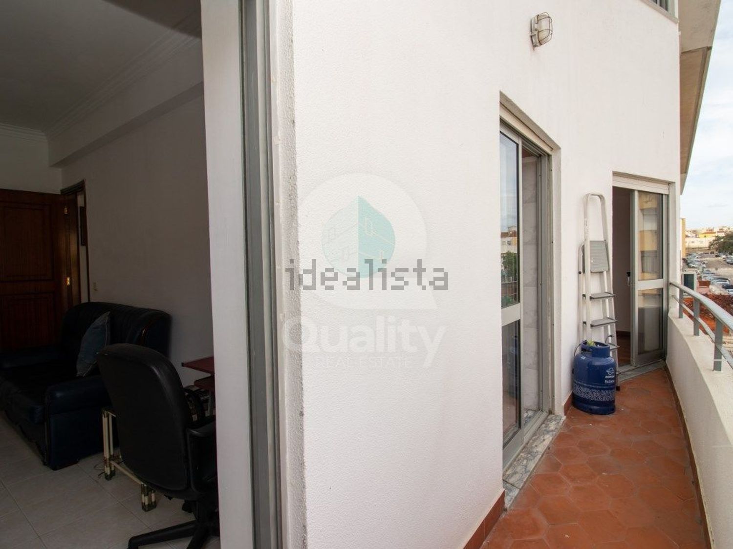 公寓 t1出售在Rua Francisco Miguel - 过道