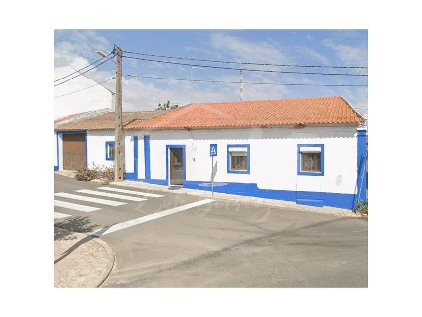 小楼房或独栋别墅出售在Rua do Sobrado Velho, 1