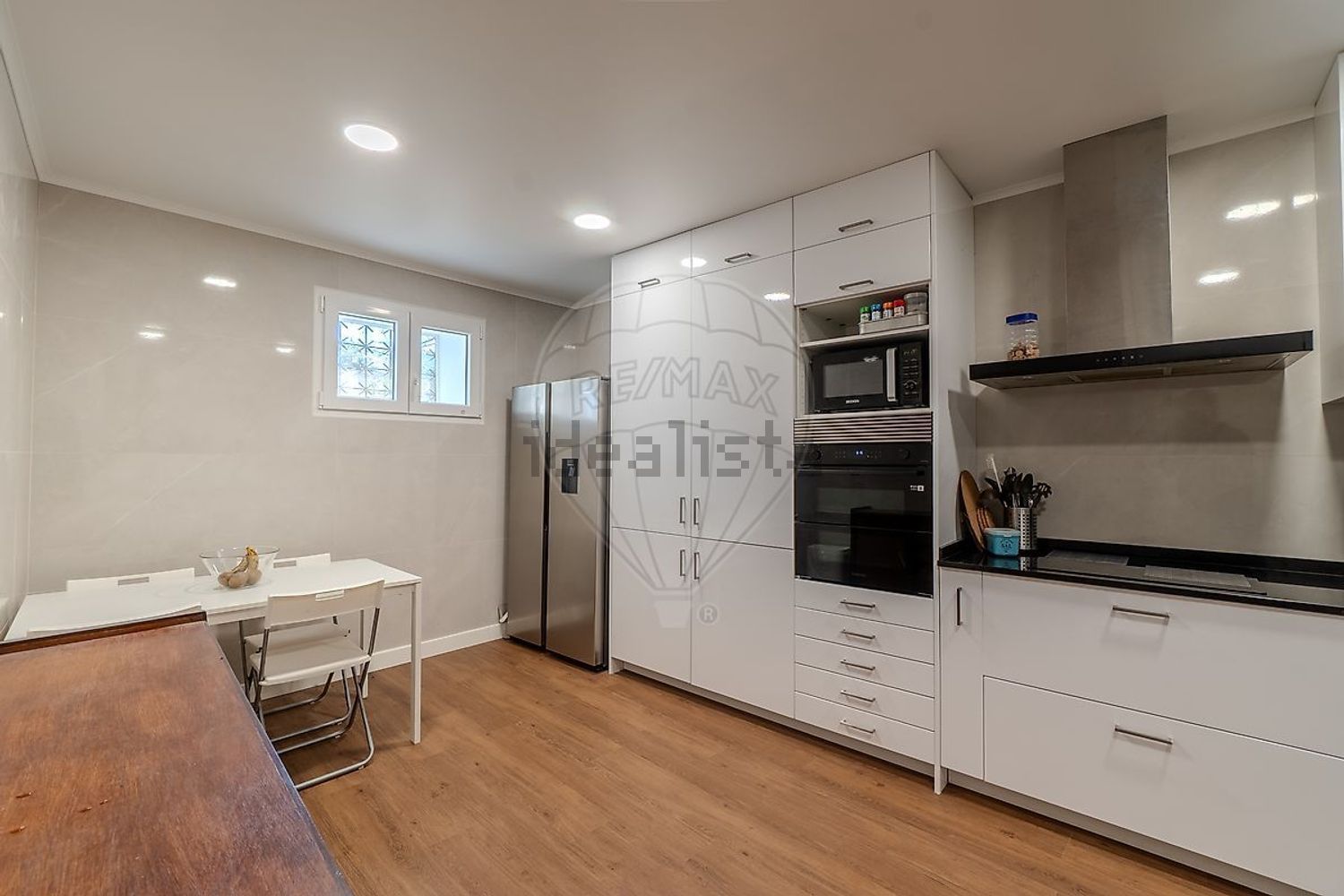 小楼房或独栋别墅出售在São Quintino - 厨房