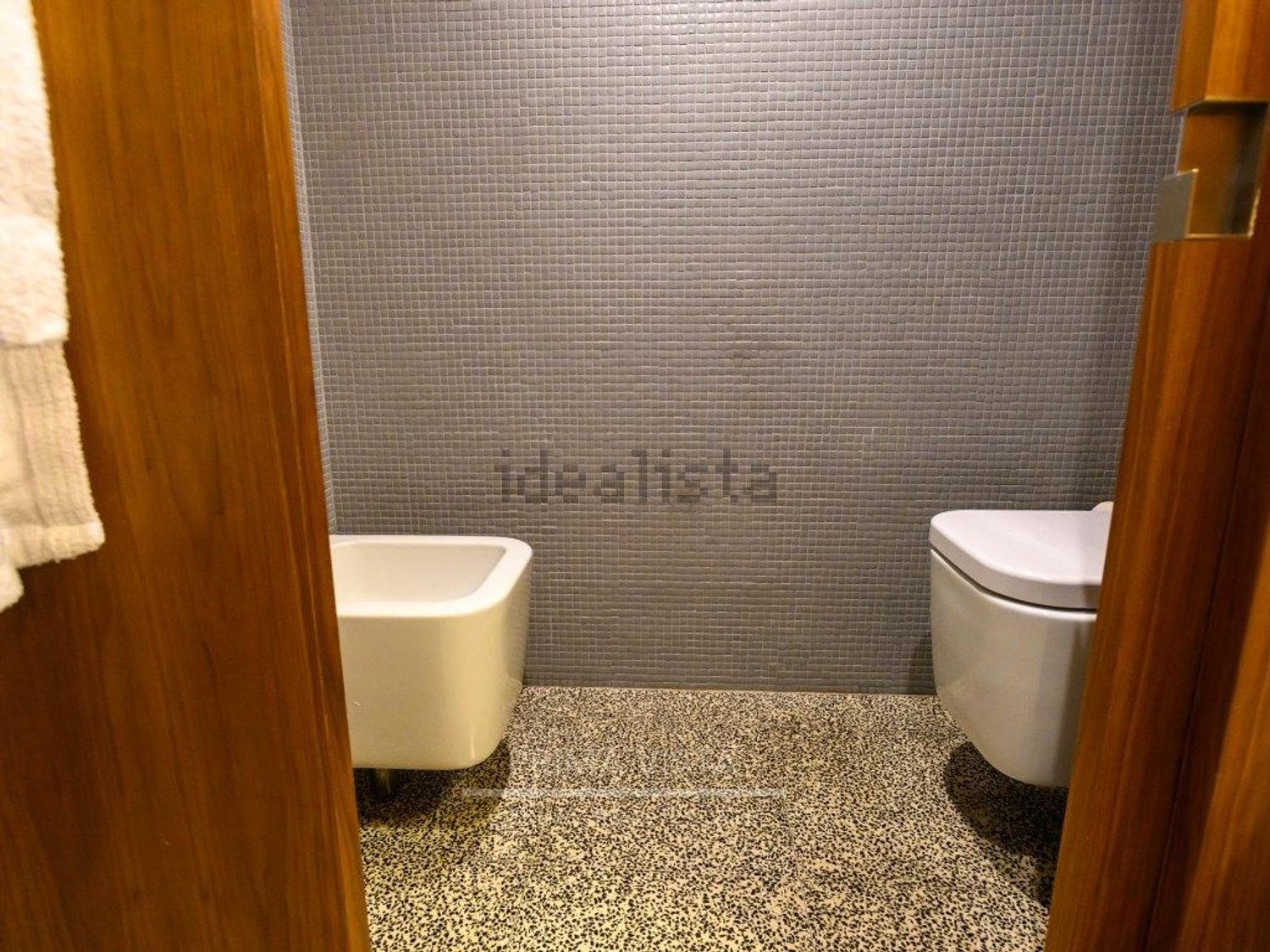 T0（单人公寓）出售在Rua Rodrigo da Fonseca, 4 - 卫生间