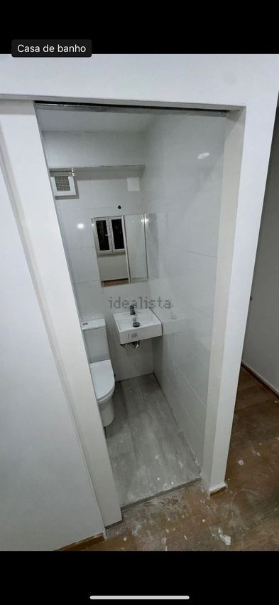 出租房间在Rua Pêro da Covilhã, 97