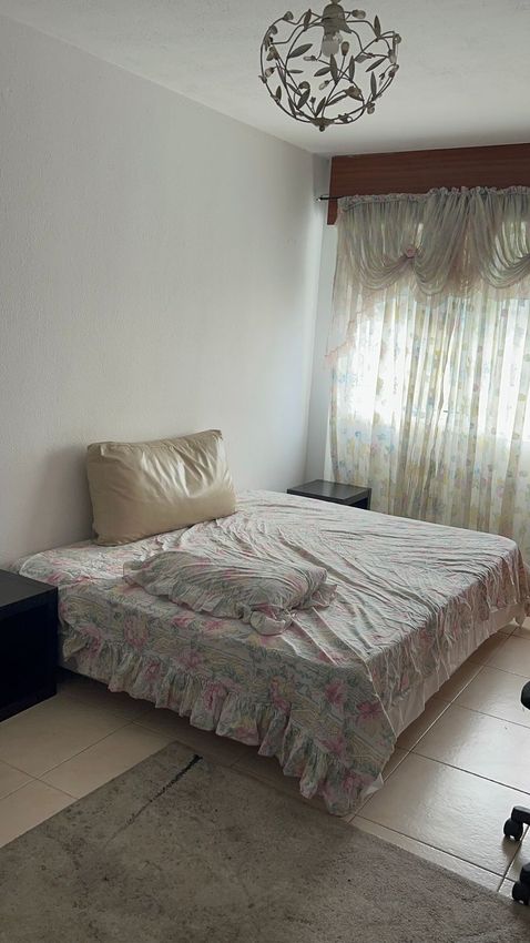 出租房间在Rua Santa Teresa de Avila, 1