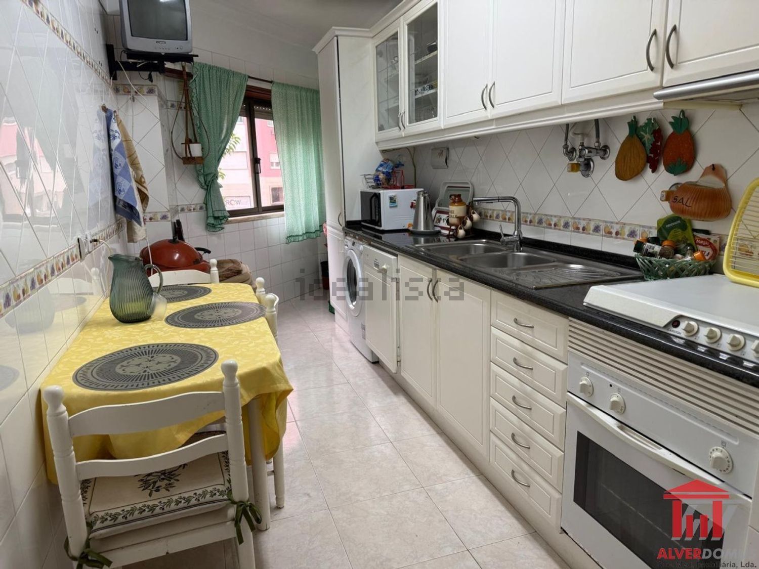 出租公寓 t2在Rua Manuel Martins da Hora - 厨房