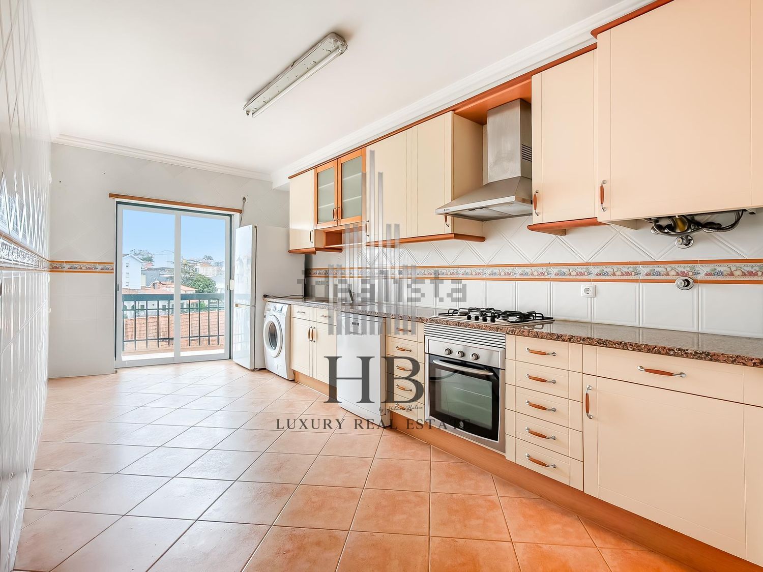 公寓 t2出售在Venda do Pinheiro e Santo Estêvão das Galés - 厨房