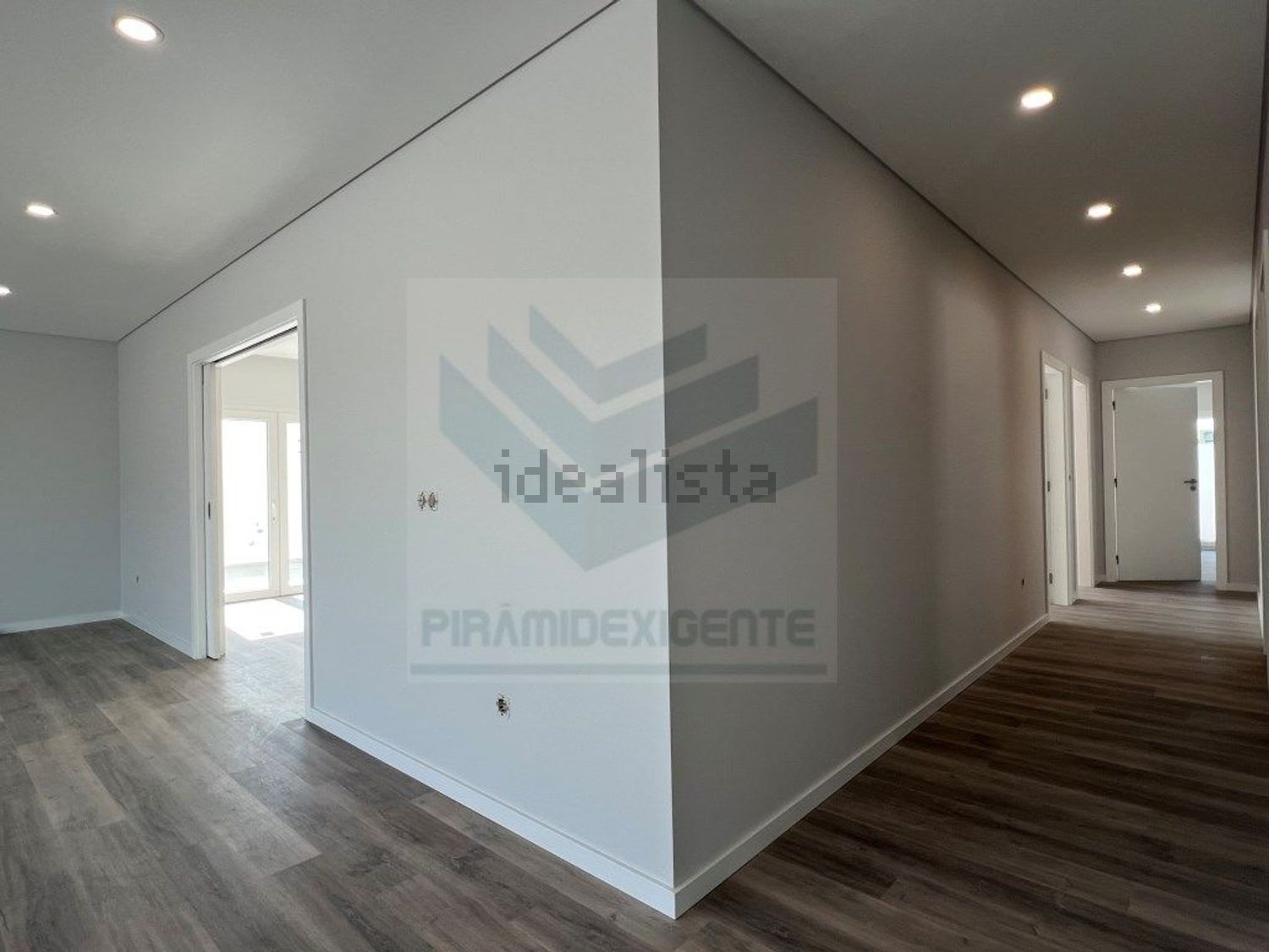 小楼房或独栋别墅出售在Moita - 居住