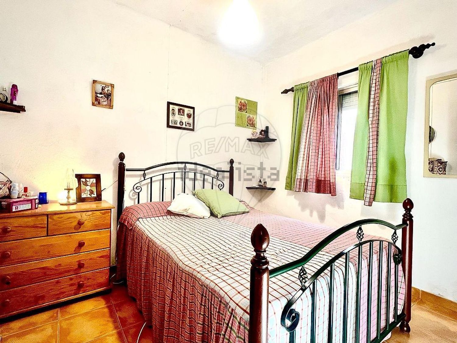 小楼房或独栋别墅出售在Rua Manuel Fonseca, 2 - 卧室