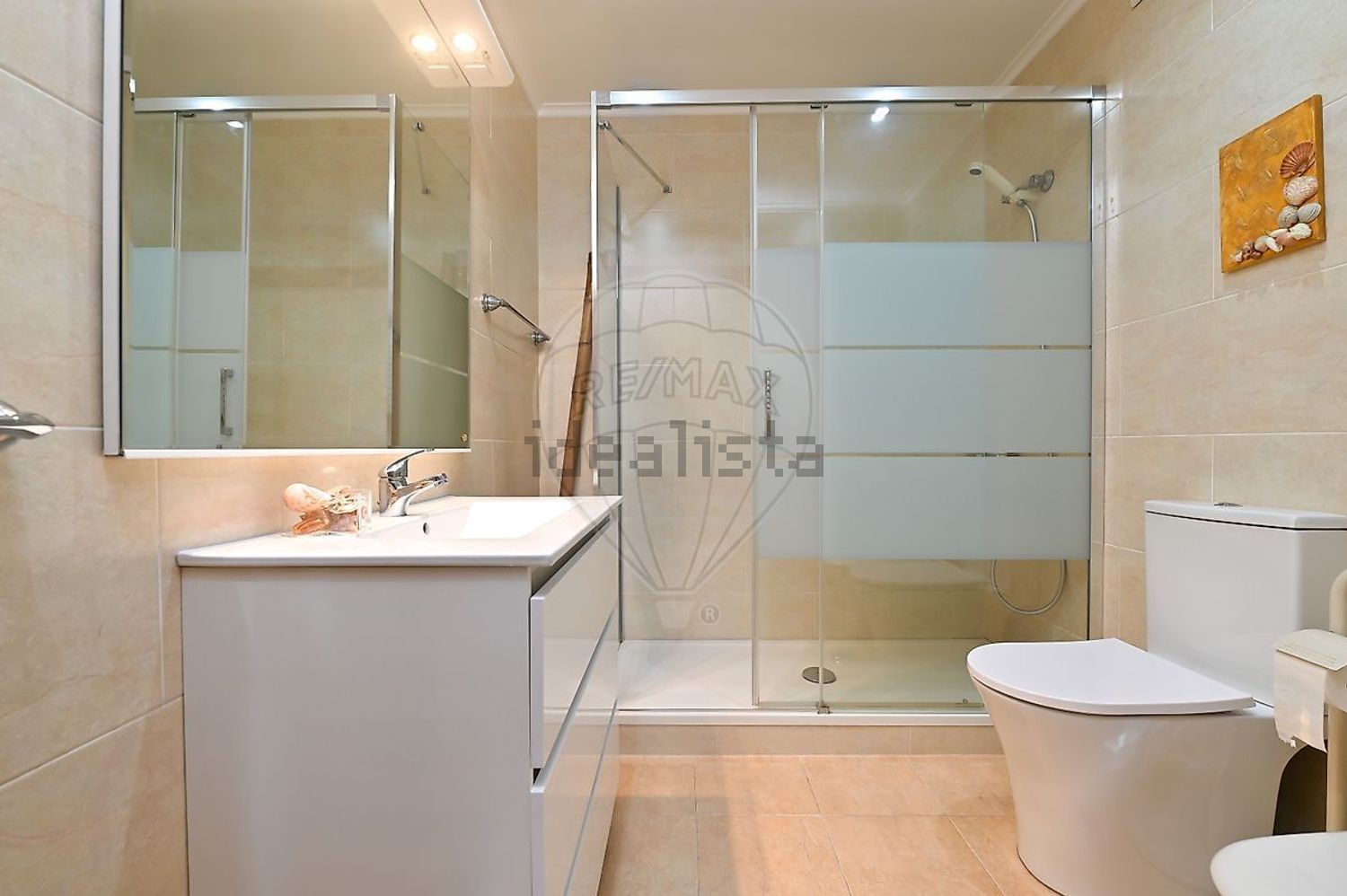 公寓 t3出售在Rua Água-Marinha - 卫生间