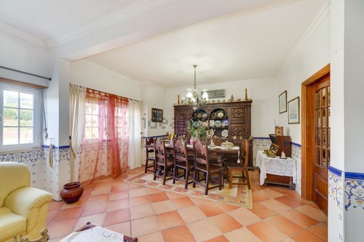 小楼房或独栋别墅出售在Travessa Linhas de Torres - 客厅