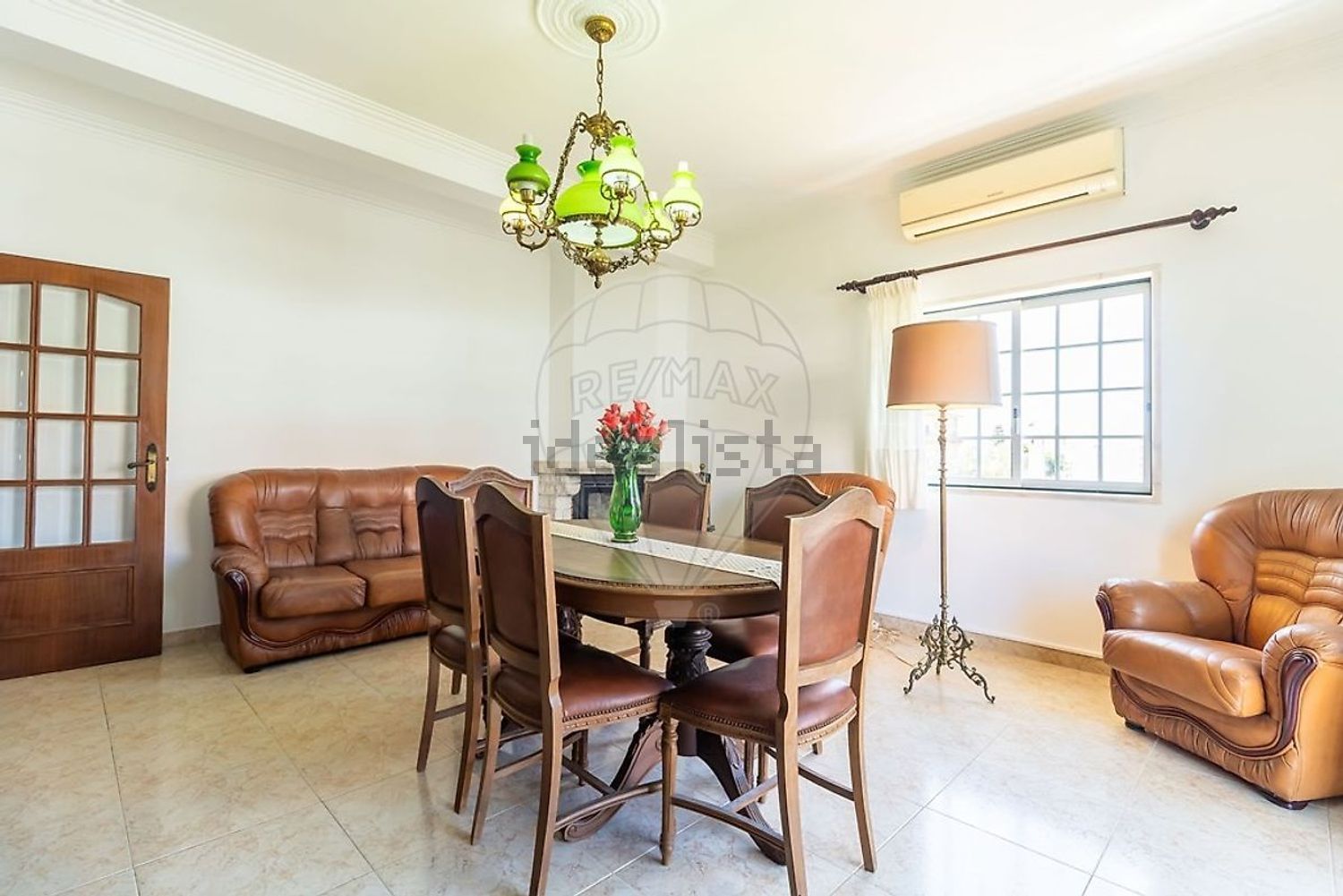 小楼房或独栋别墅出售Casal Novo - 客厅