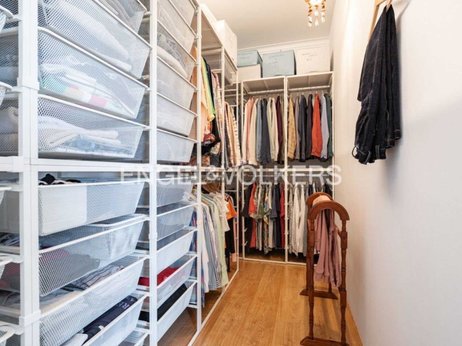 小楼房或独栋别墅出售在Caparica e Trafaria - 试衣间