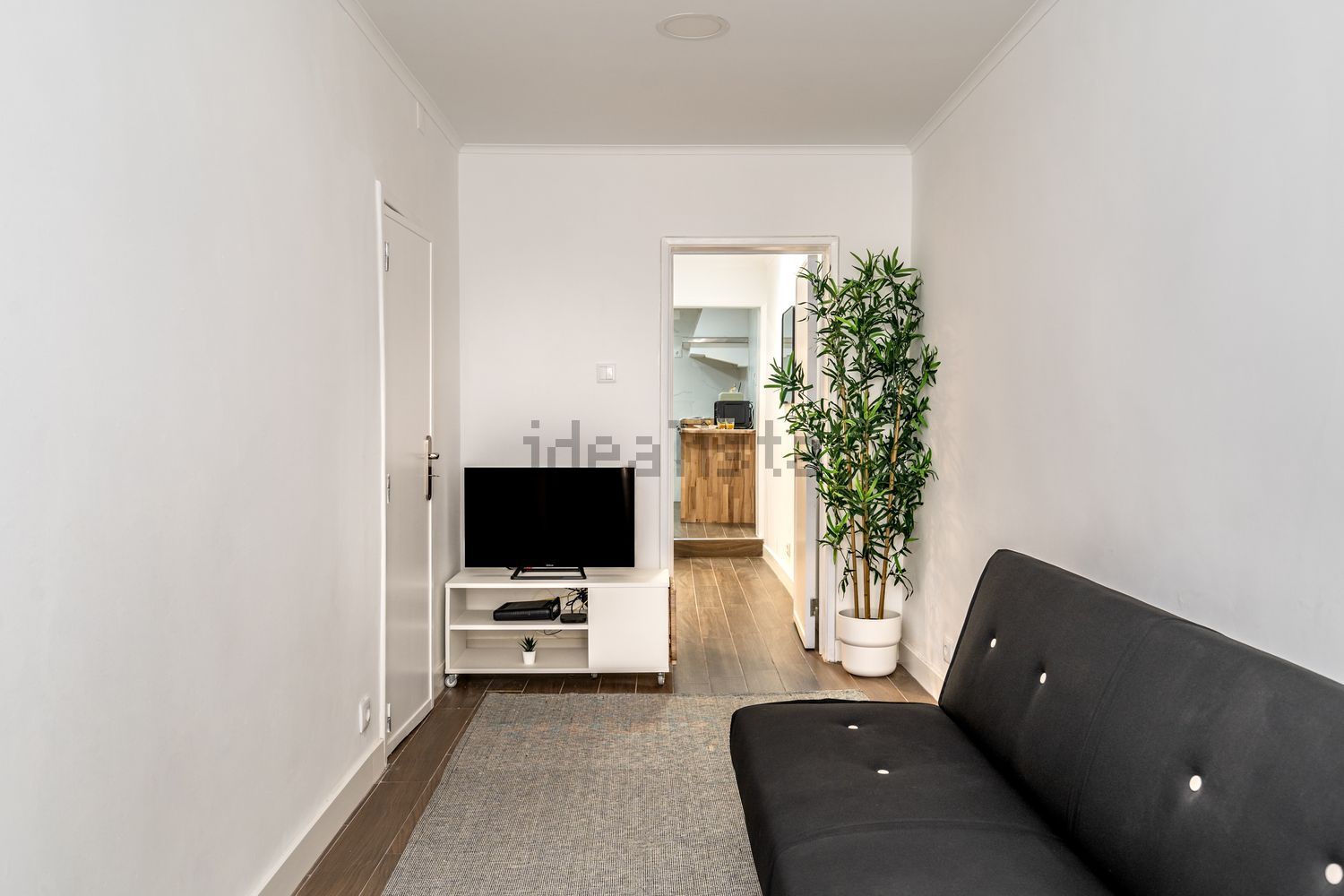 出租公寓 t1在Rua dos Ferreiros à Estrela - 客厅