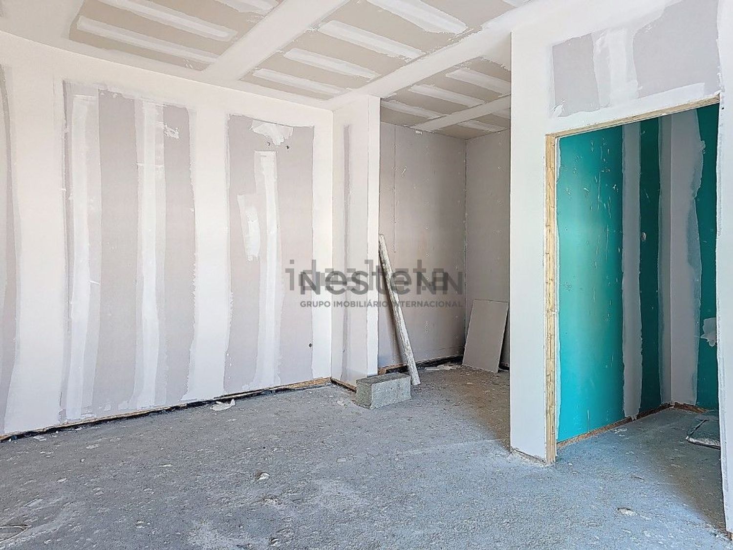 小楼房或独栋别墅出售在Lamas e Cercal - 居住