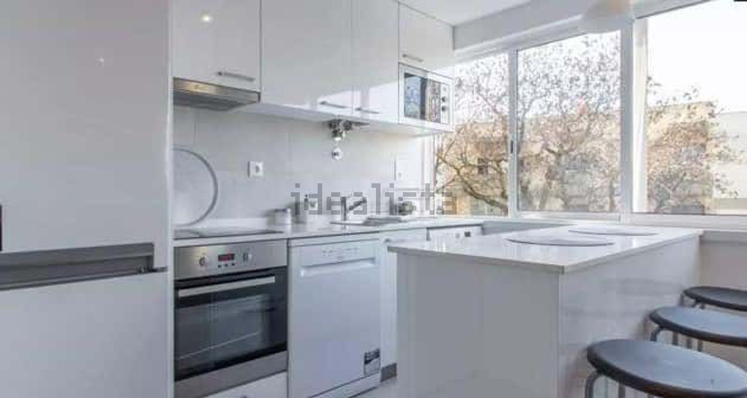 出租公寓 t2在Estrada da Ameixoeira, 19 - 厨房