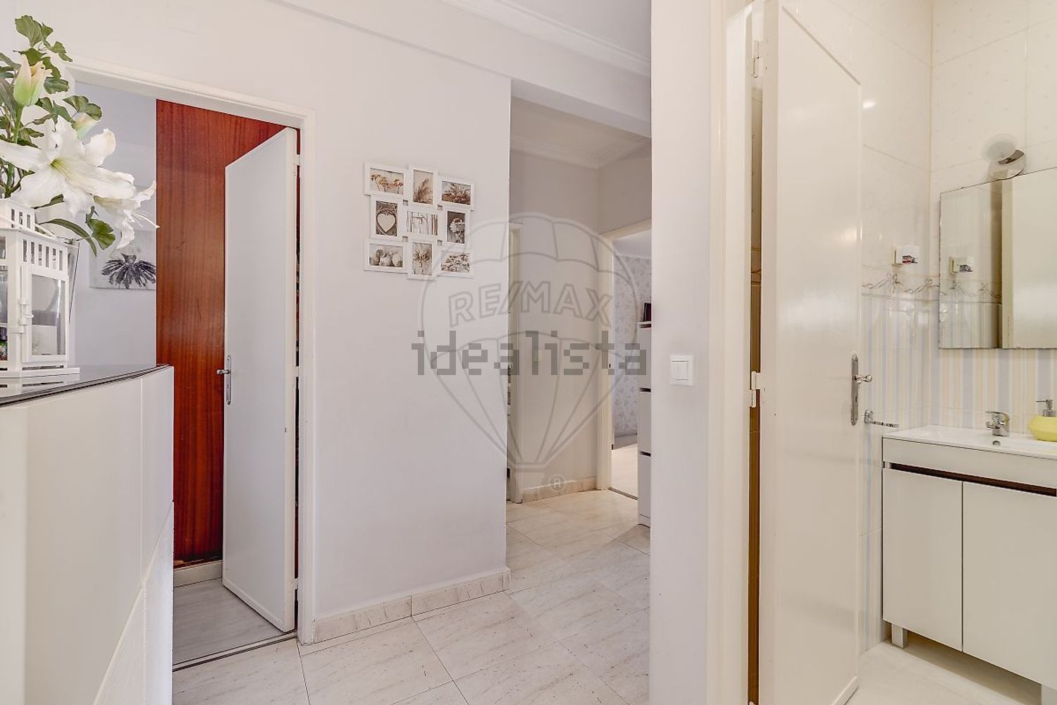 公寓 t3出售在Avenida do Brasil - 过道