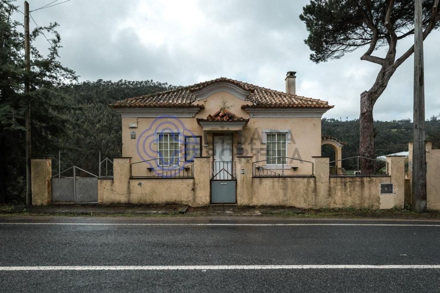 农庄出售在Rua Heróis do Ultramar, 113 - 外立面