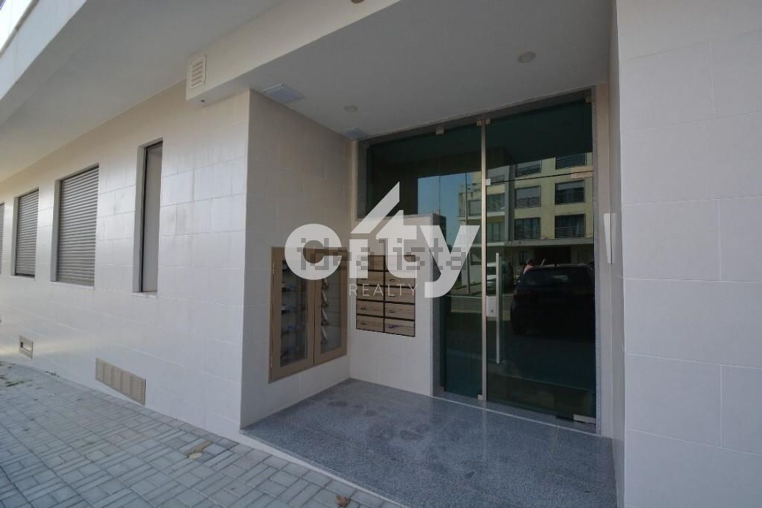 公寓 t3出售在Rua Doutor Sabino Galrão - 照片