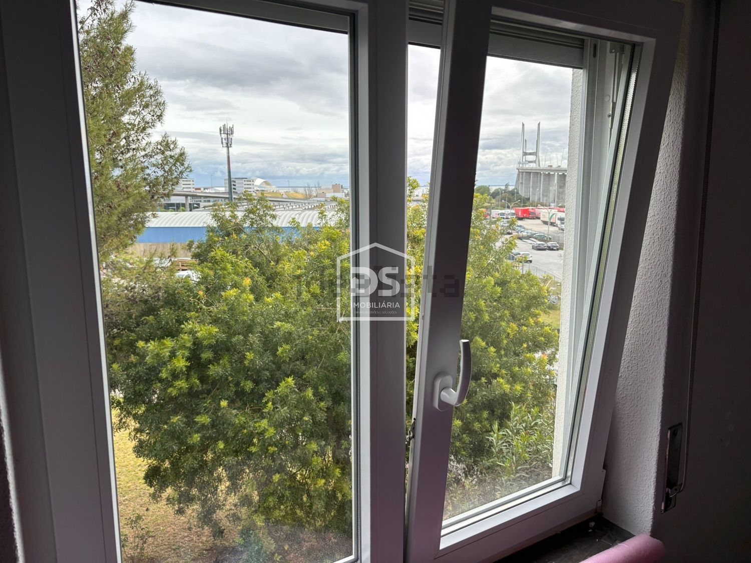 公寓 t2出售在Rua Bento de Jesus Caraça, 2 - 露台