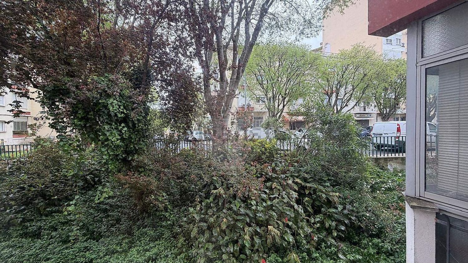 公寓 t3出售在Avenida Brito Pais - 花园