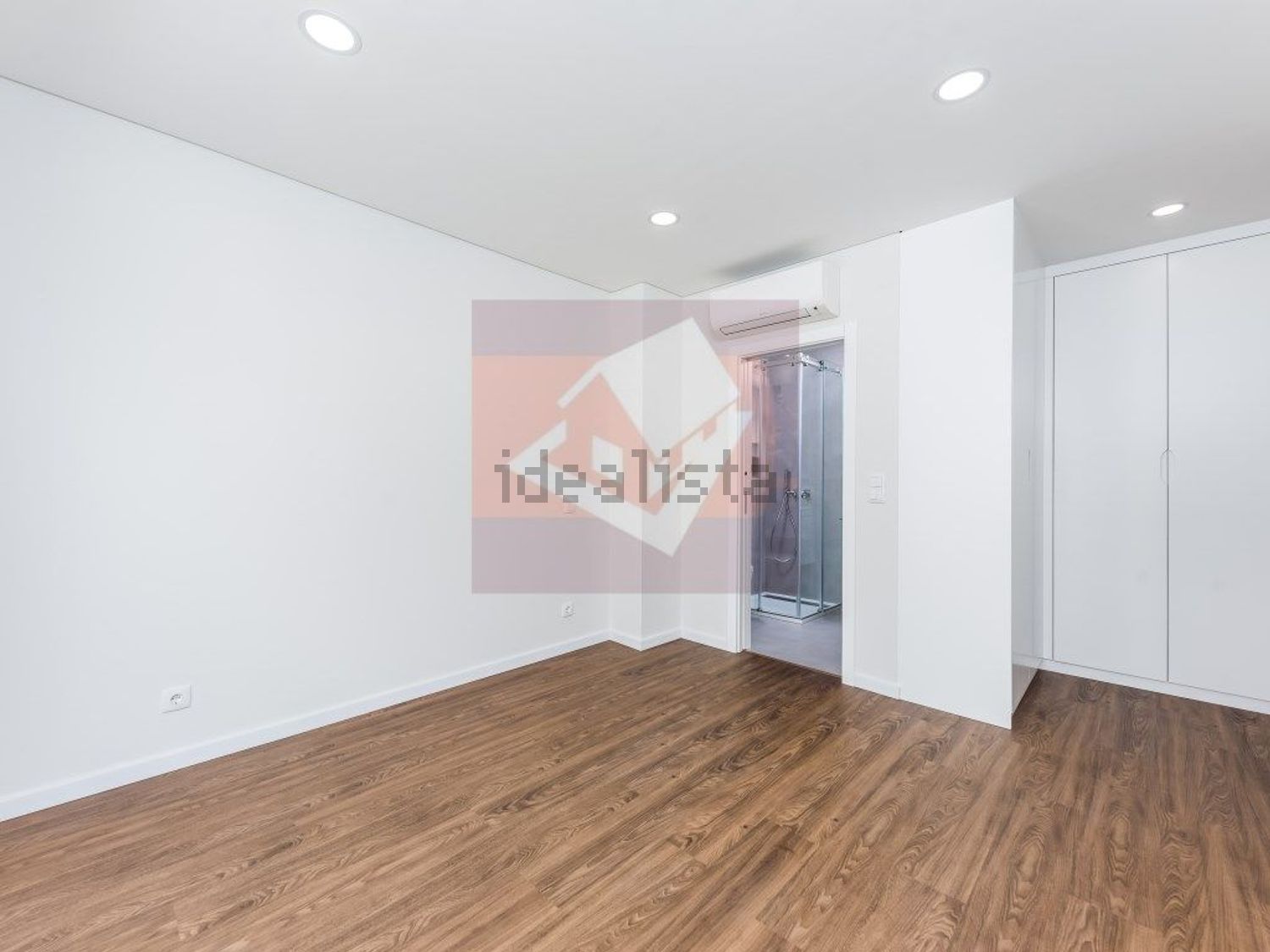 小楼房或独栋别墅出售在Pontinha e Famões - 卧室