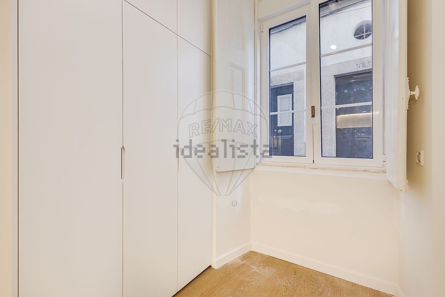 公寓 t1出售在Rua da Oliveirinha - 照片