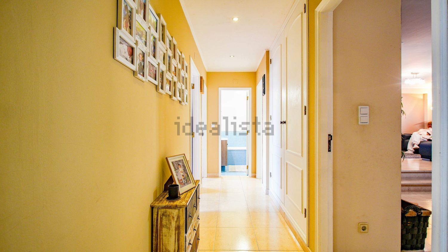 公寓 t3出售在Rua Rafael Bordalo Pinheiro, 18 - 过道