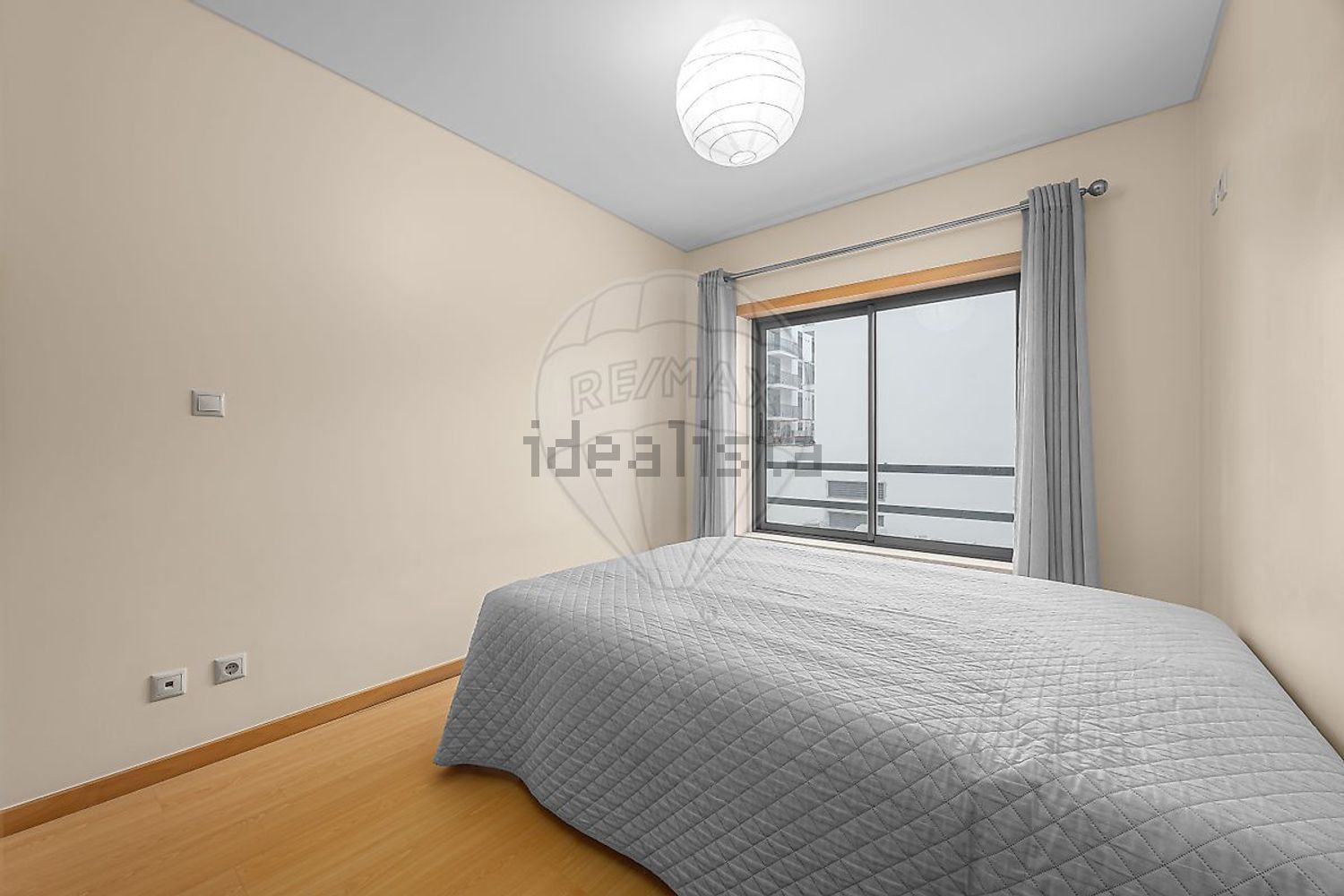 公寓 t2出售在Travessa Ivone Silva - 卧室