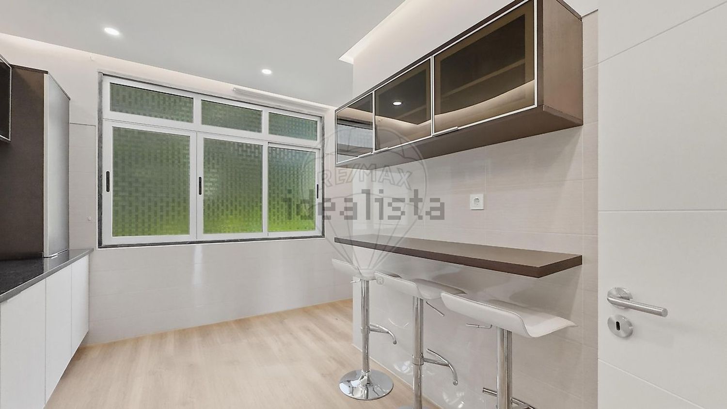 公寓 t3出售在Avenida das Areias - 厨房