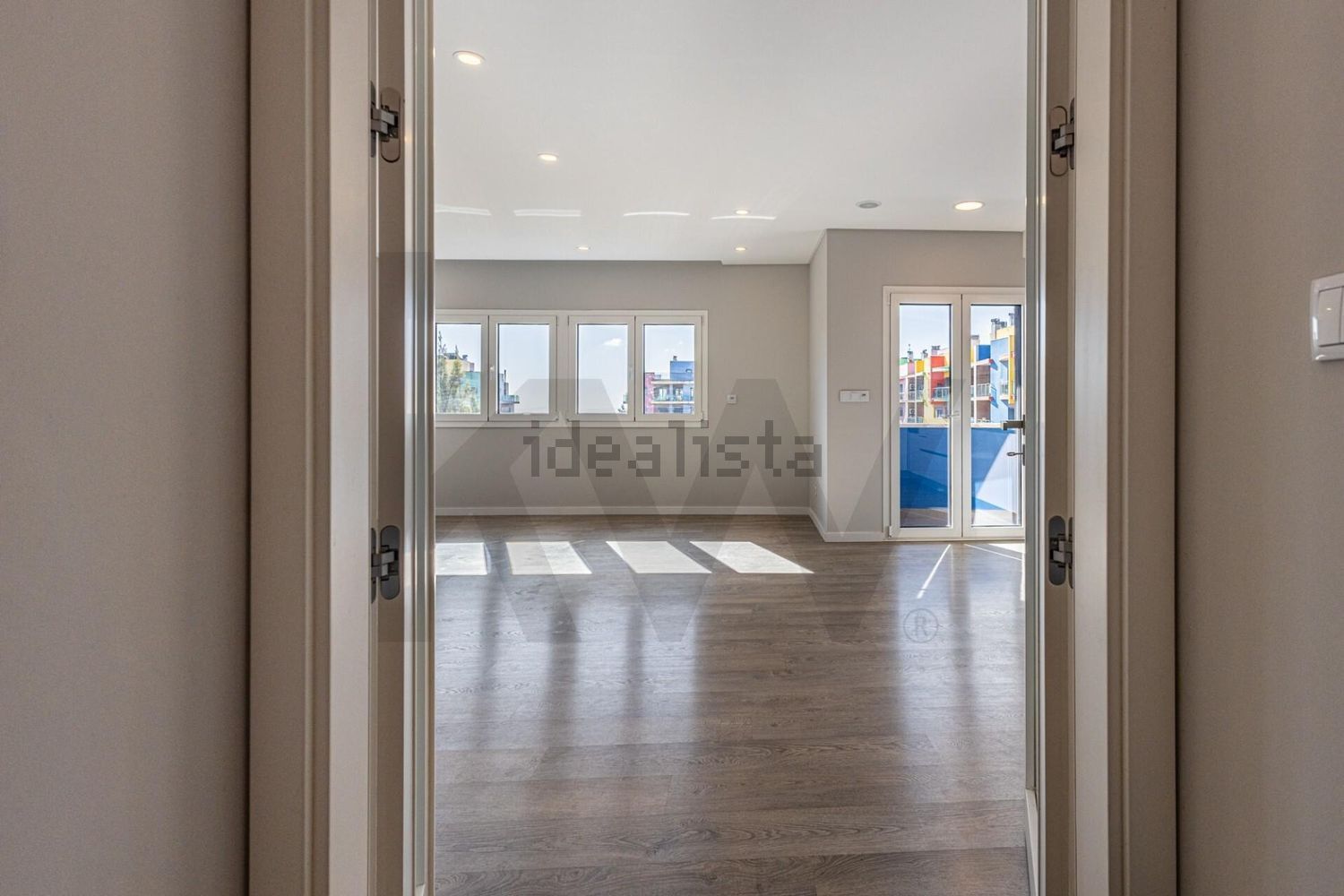 出租公寓 t2在Avenida Amália Rodrigues, 11 - 居住