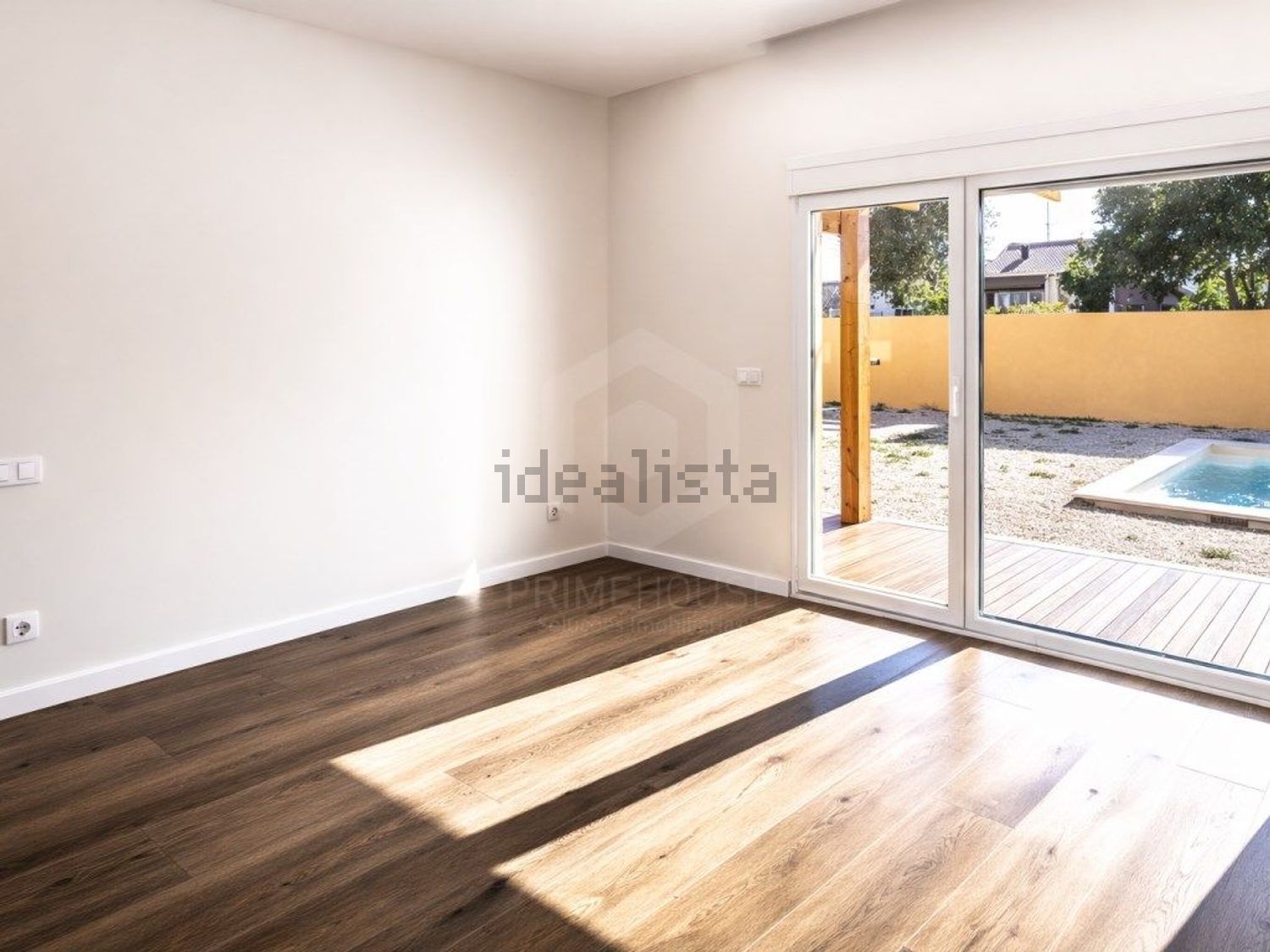 小楼房或独栋别墅出售在Rua das Galeotas, 14 - 居住