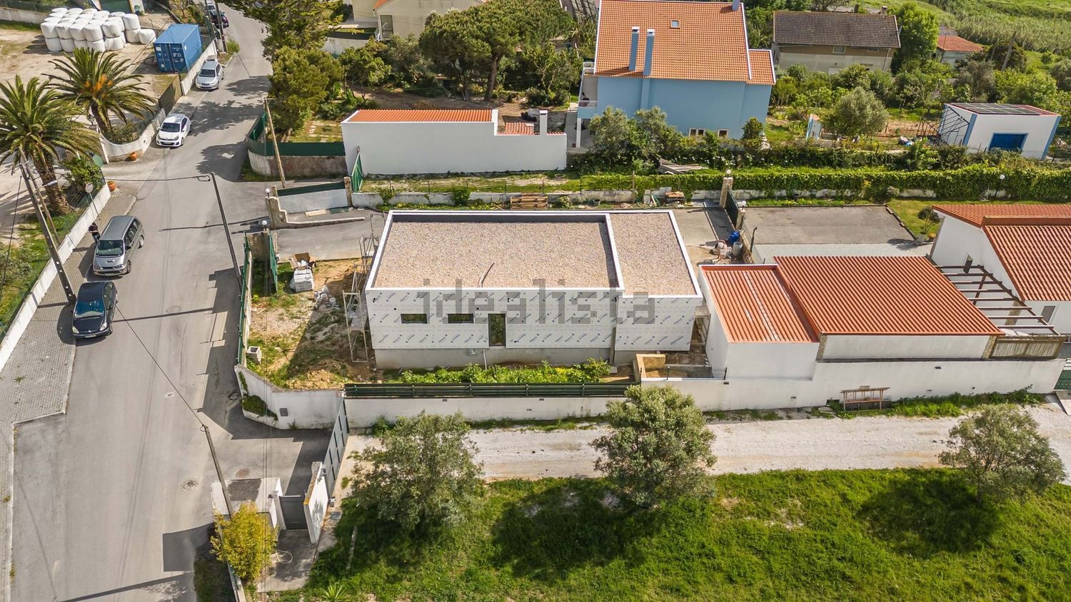 小楼房或独栋别墅出售在Rua do Outeiro - 游泳池