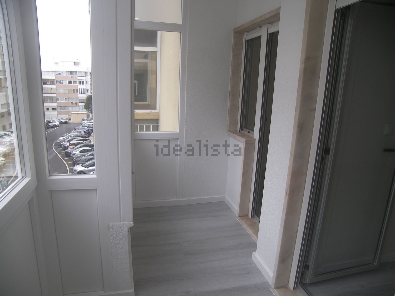 公寓 t2出售在Rua António Sérgio - 过道