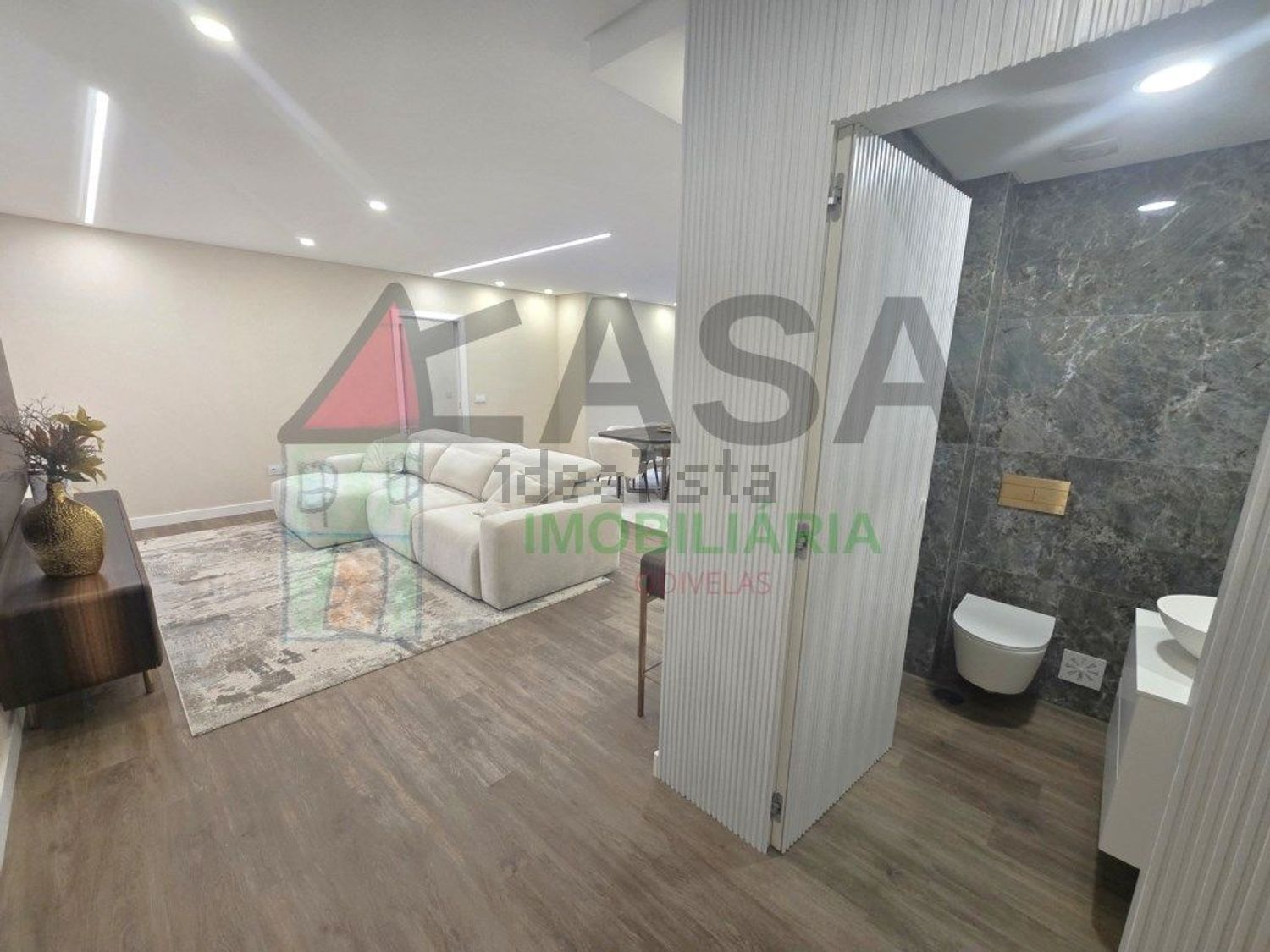 公寓 t2出售在Avenida Doutor António Silva Marques, 10 - 前厅